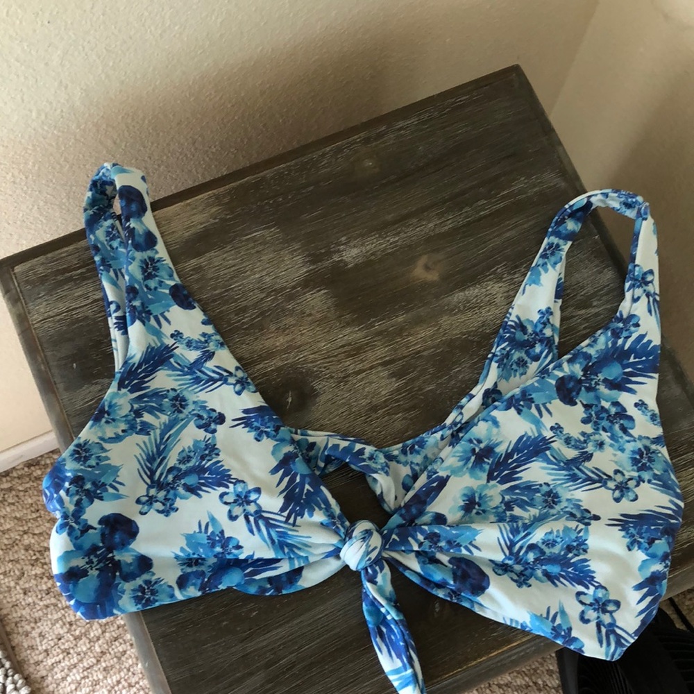 Midori tie in front bikini top